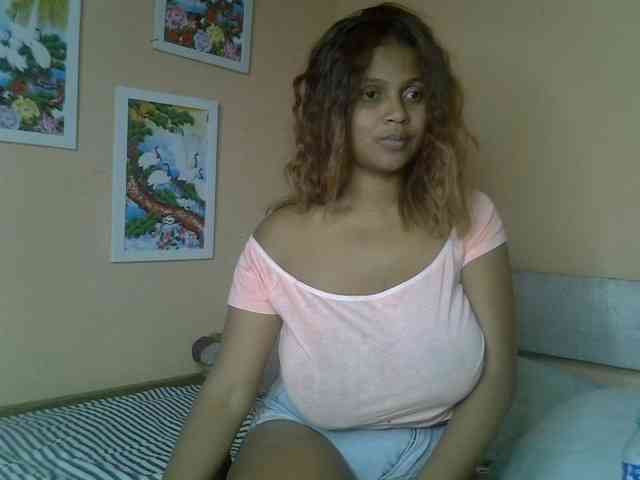 Bellalabelle webcam