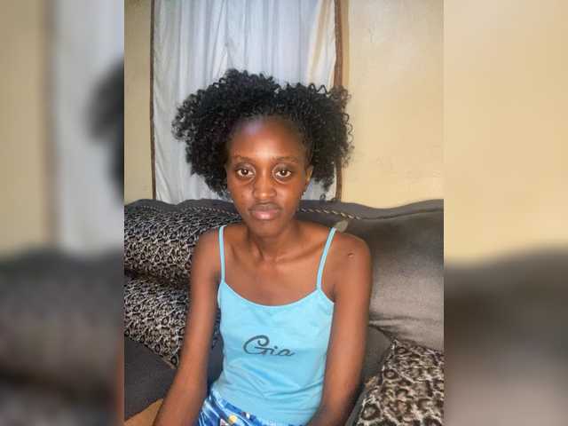 Profile and Statistics for Petite-pretty on BongaCams