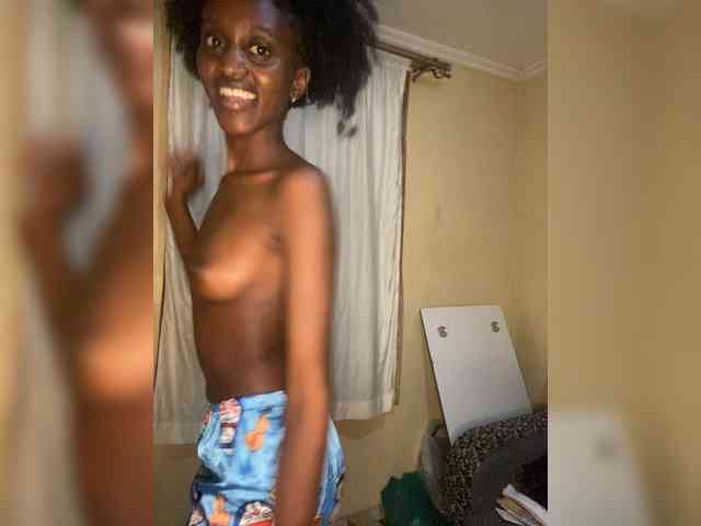 Petite-pretty webcam