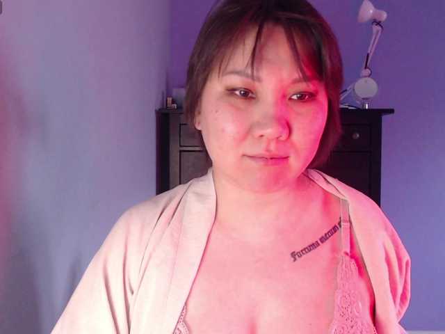 Albina-SeXXXova's BongaCams show and profile