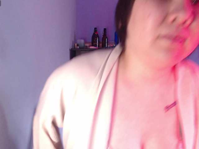 Albina-SeXXXova's BongaCams show and profile