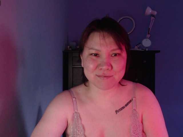 Albina-SeXXXova's BongaCams show and profile