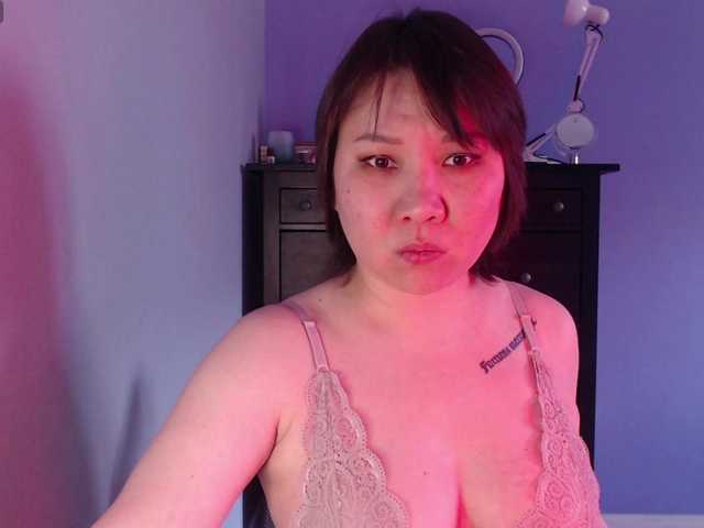 Albina-SeXXXova's BongaCams show and profile