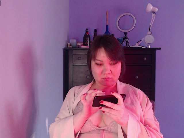 Albina-SeXXXova Live Cam and Statistics on UnifiedCams