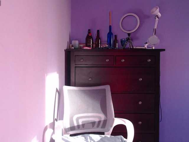 Albina-SeXXXova's BongaCams show and profile