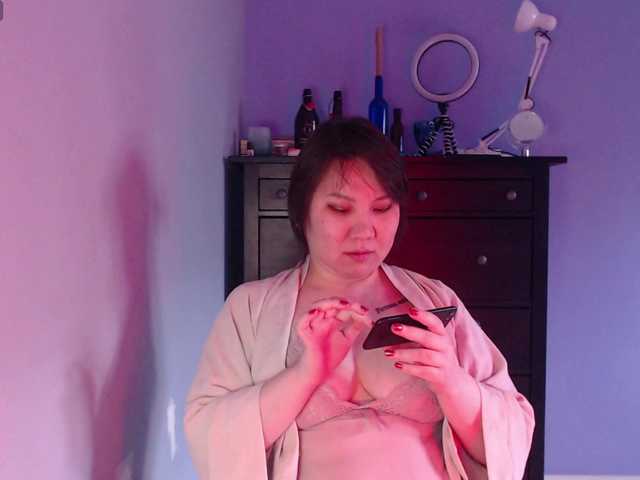 Albina-SeXXXova's BongaCams show and profile