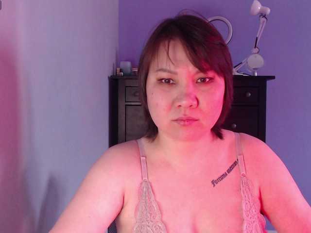 Albina-SeXXXova's BongaCams show and profile