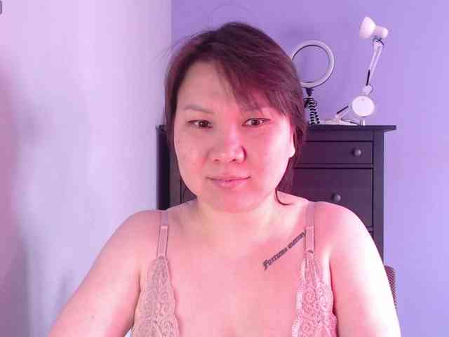 Albina-SeXXXova webcam