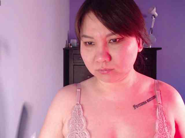 Albina-SeXXXova webcam