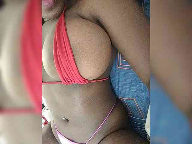 Pamelita221 webcam