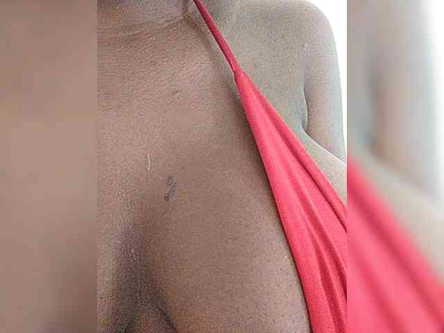 Pamelita221 webcam