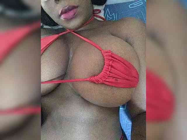 Pamelita221 webcam