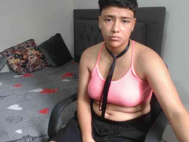 Blaketaylor21 webcam