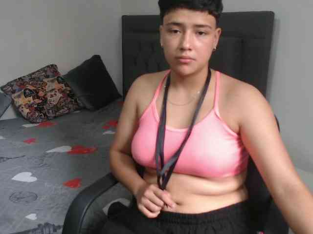 Blaketaylor21 webcam