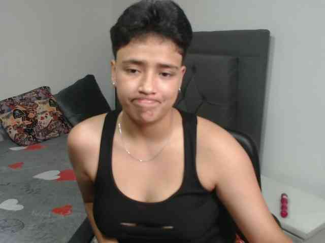 Blaketaylor21 webcam