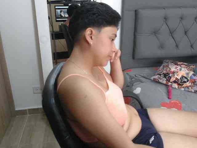 Blaketaylor21 webcam