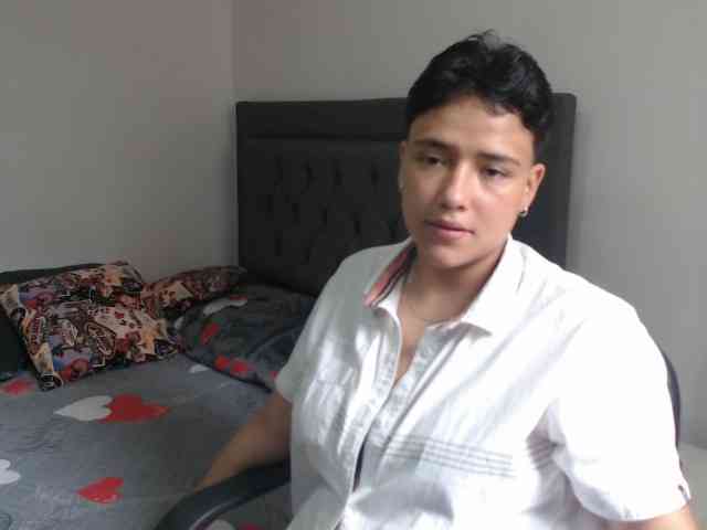 Blaketaylor21 webcam