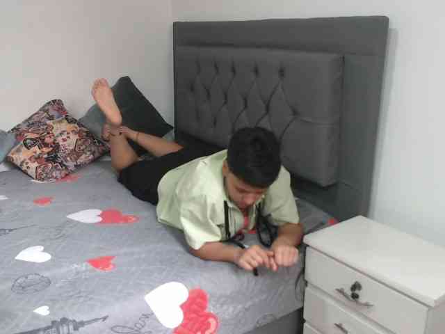Blaketaylor21 webcam