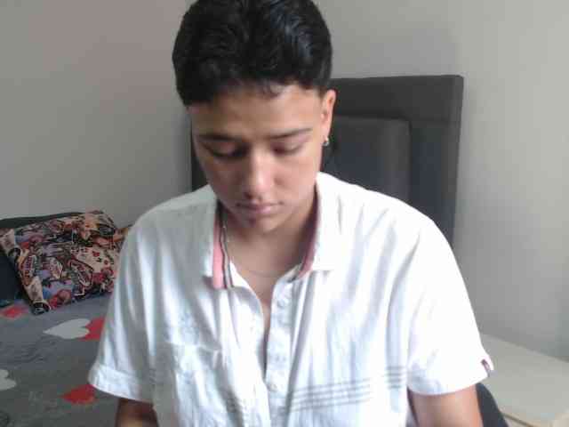 Blaketaylor21 webcam