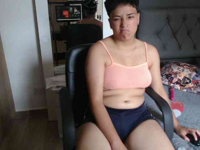 Blaketaylor21 webcam