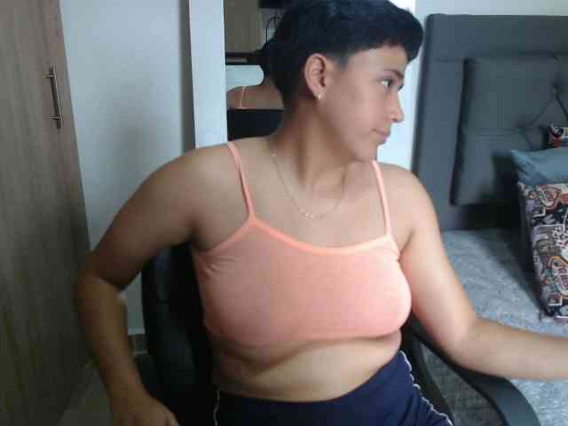 Blaketaylor21 webcam