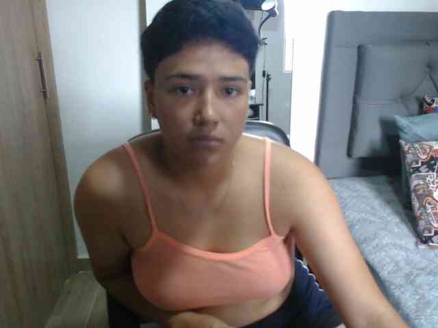 Blaketaylor21 webcam