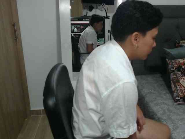 Blaketaylor21 webcam