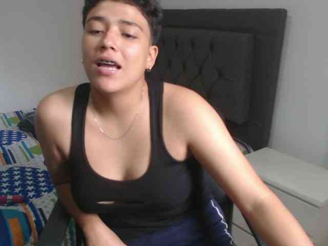 Blaketaylor21 webcam
