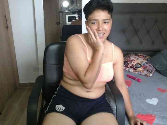 Blaketaylor21 webcam