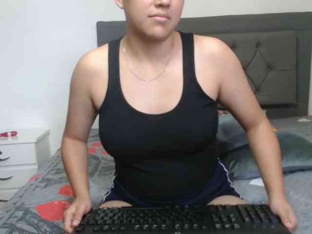 Blaketaylor21 webcam