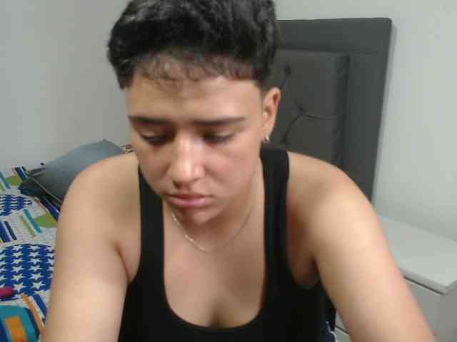 Blaketaylor21 webcam