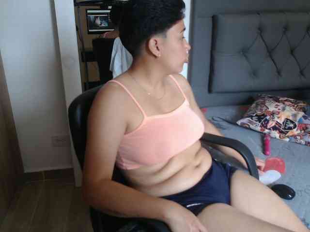Blaketaylor21 webcam