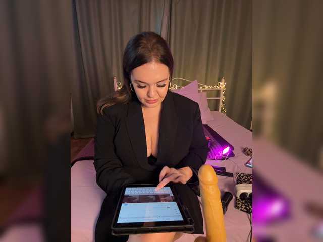 Evadolche live cam on BongaCams