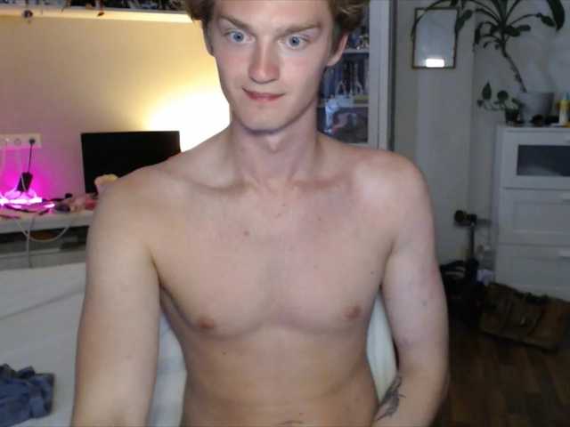DanielYumm live cam