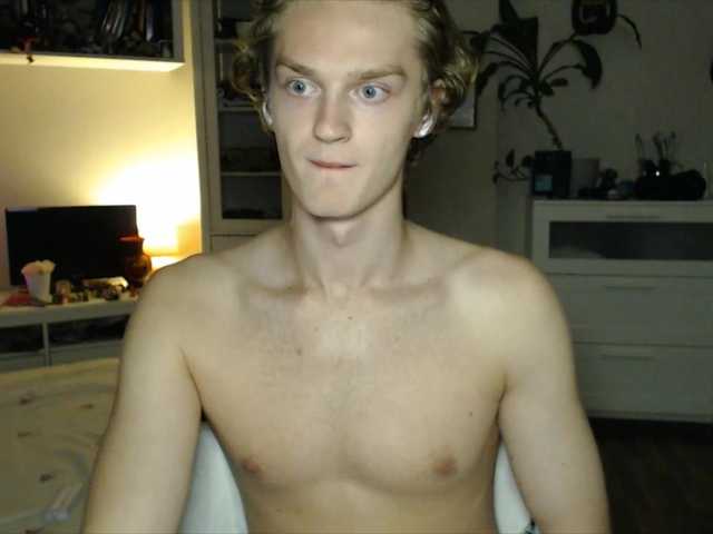DanielYumm live cam