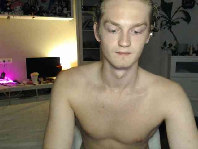 DanielYumm Sex Cam Show