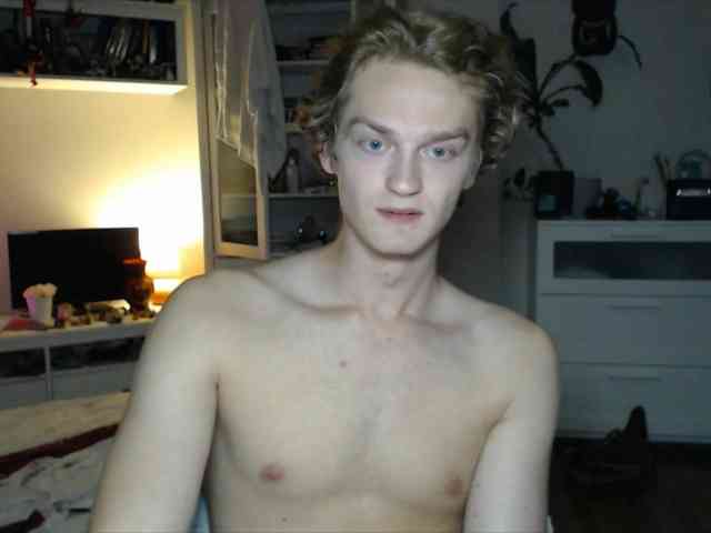 DanielYumm Live Webcam on BongaCams