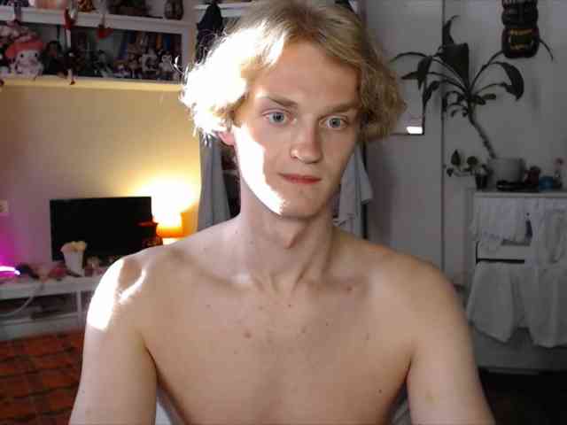 DanielYumm Sex Cam Show