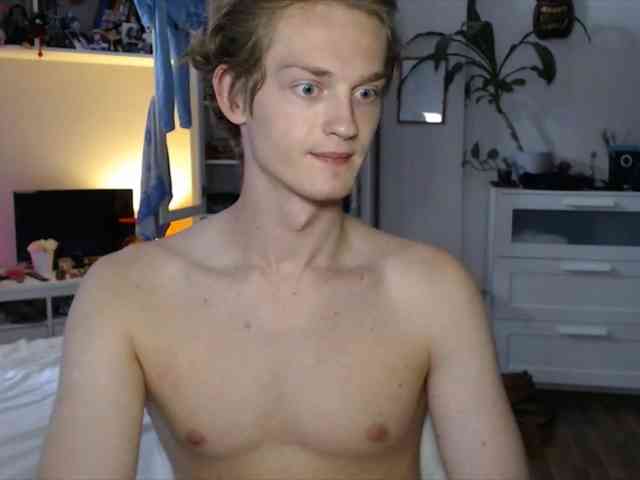 DanielYumm Sex Cam Show