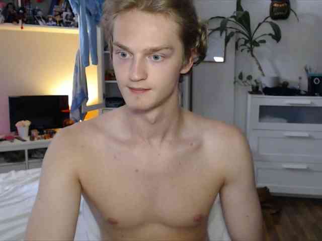 DanielYumm Sex Cam Show