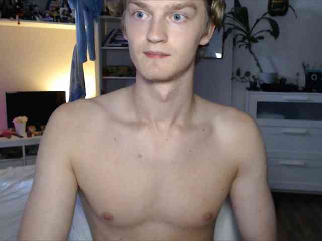 DanielYumm Sex Cam Show