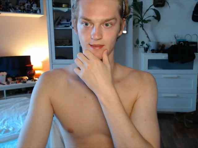 DanielYumm Sex Cam Show
