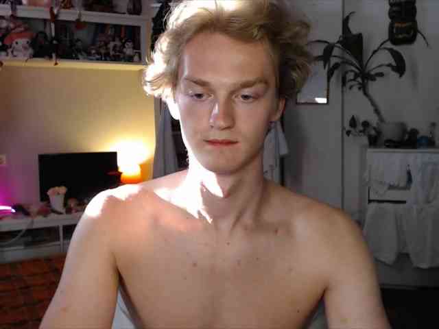 DanielYumm Sex Cam Show