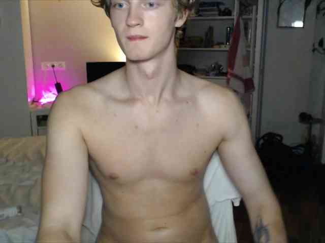 DanielYumm Sex Cam Show