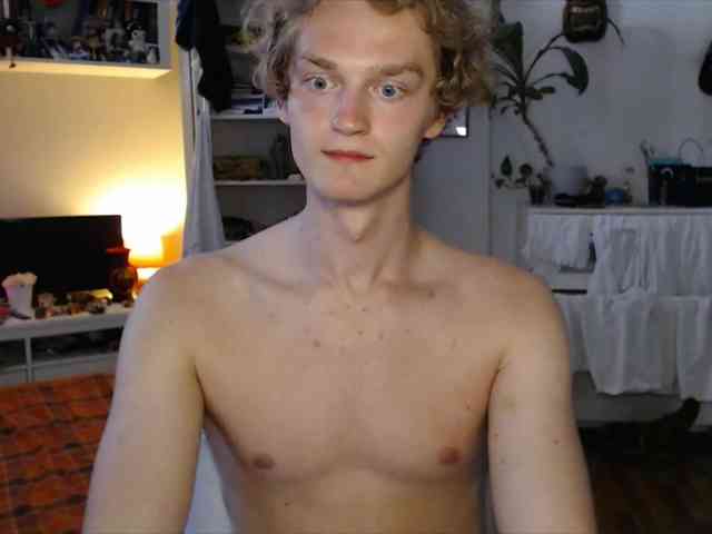 DanielYumm Sex Cam Show