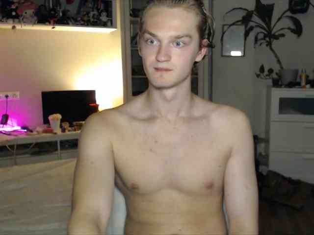 DanielYumm Sex Cam Show