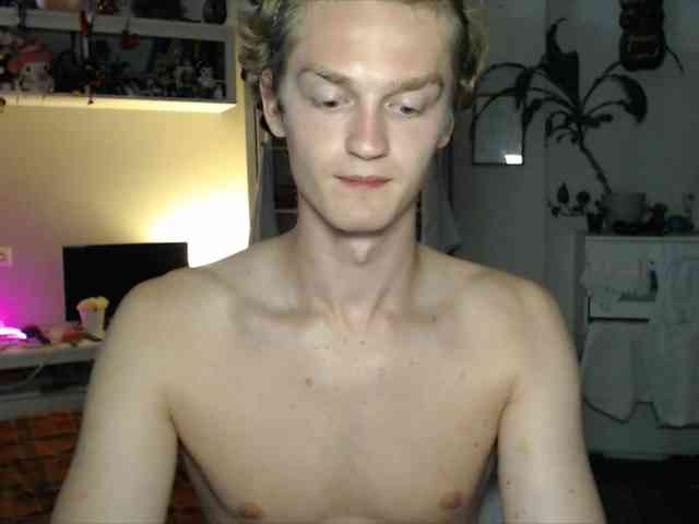 DanielYumm Sex Cam Show