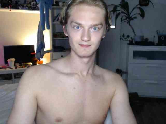 DanielYumm Sex Cam Show