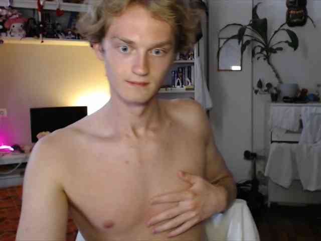 DanielYumm Sex Cam Show