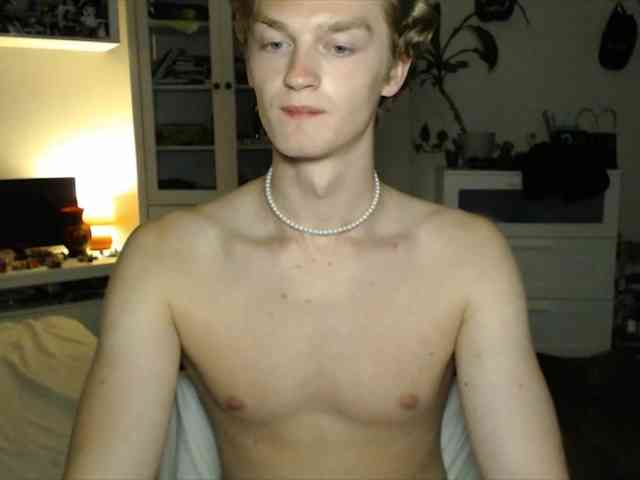 DanielYumm Sex Cam Show
